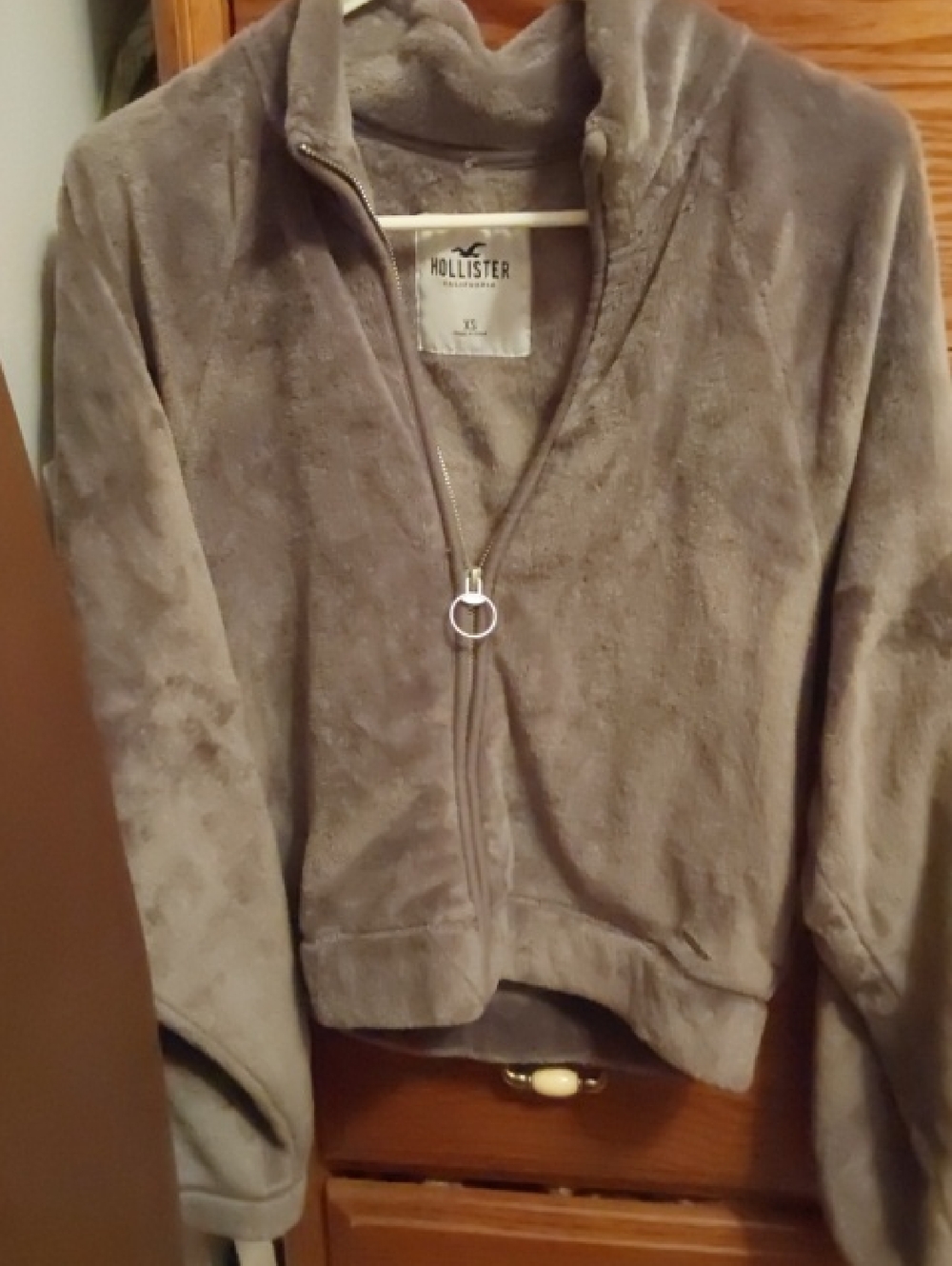 Hollister Plush Zip-Up Jacket in Taupe Gray